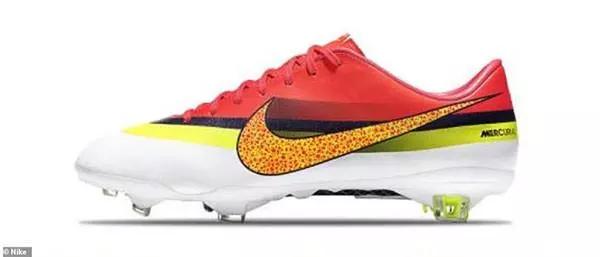 c罗的最新球鞋,c罗最新个人球鞋