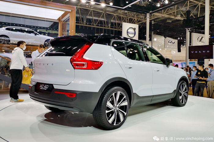 吉利星瑞和高尔夫8哪个更值得买,高尔夫和星瑞