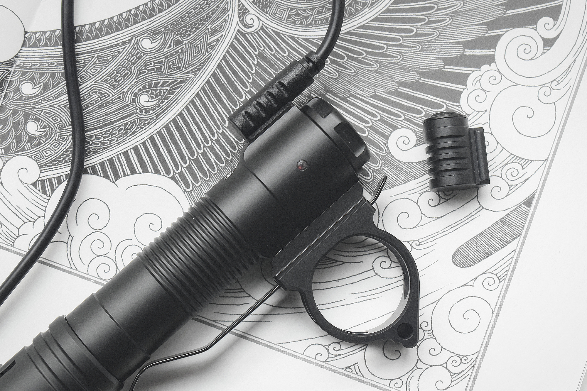 acebeam战术手电p16,acebeam捍卫者p15