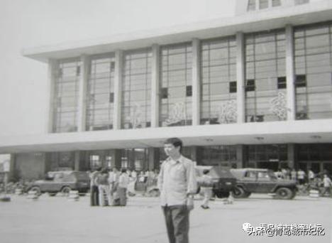 再见了老汽车站,再见青岛公交老车