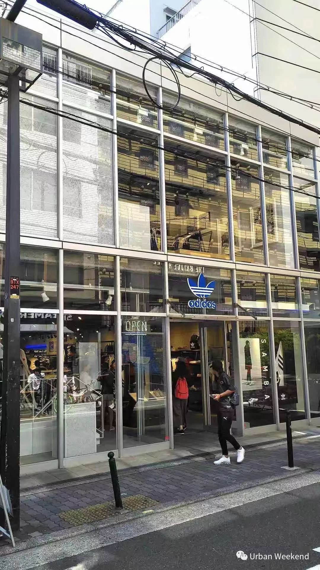 有的人逛个GAI都能买到开业限定，除了大黑脸还有谁？