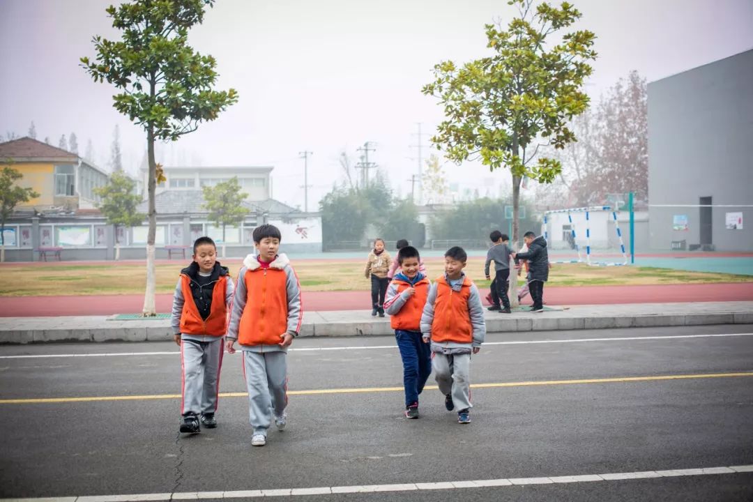 江苏徐州五岁孩子,徐州五中的孩子