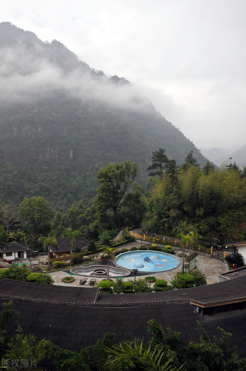 冬季泡汤休闲好去处,秋冬泡汤好去处
