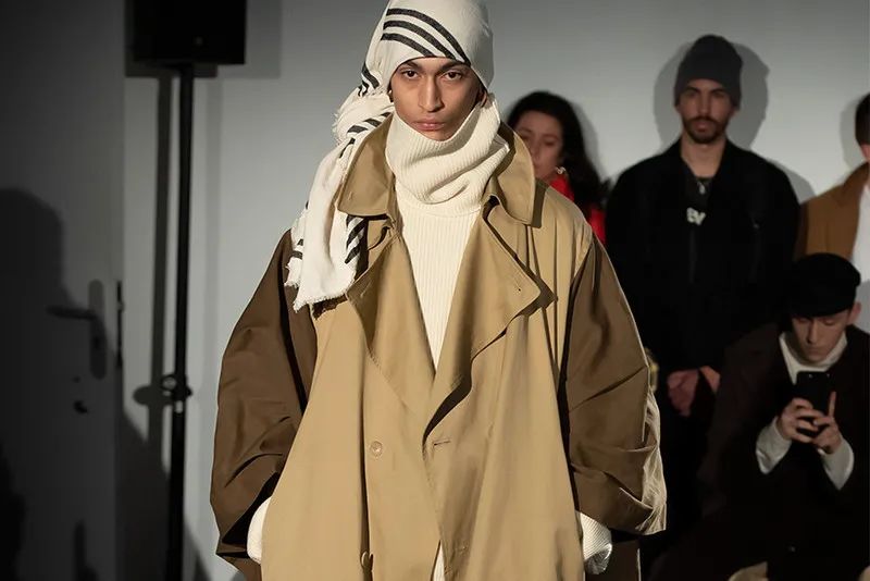 涓笢鏃跺皻濂宠鍝佺墝澶у叏浠嬬粛,涓笢鏃跺皻鍝佺墝