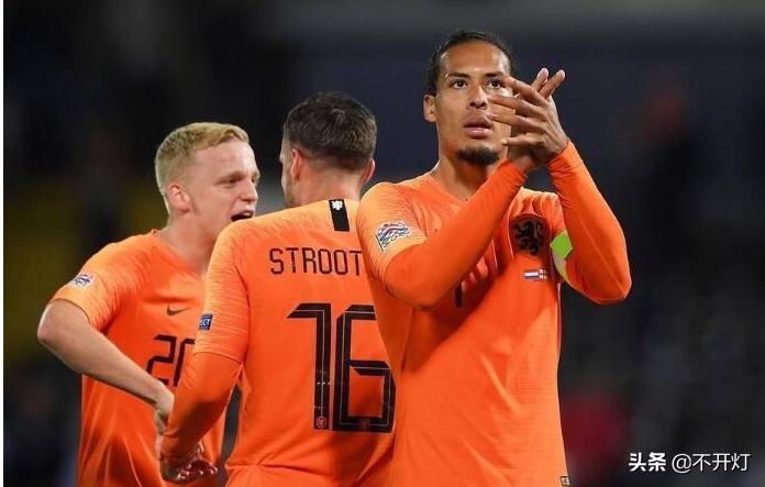 4欧到8千万欧,华裔带刀后卫范迪克的华丽转身:洗碗工也有春天