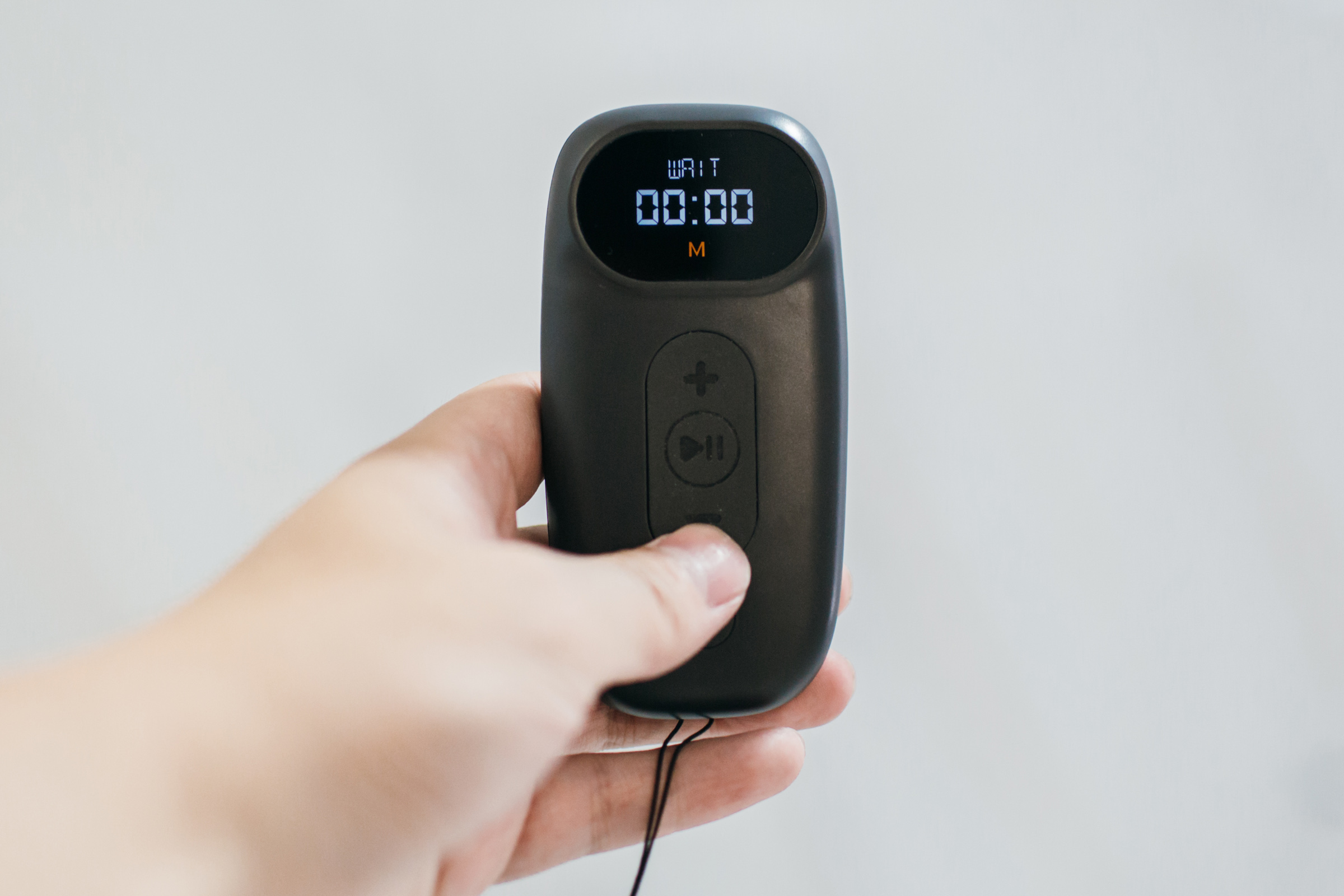 灏忛噾鏅鸿兘鎶樺彔璺戞鏈簁12pro,濂崇敓蹇箰鍚戝墠鍐茶窇姝ユ満