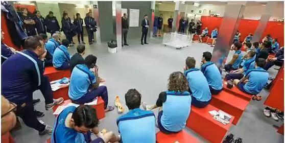 黄哥侃足球,黄哥谈球