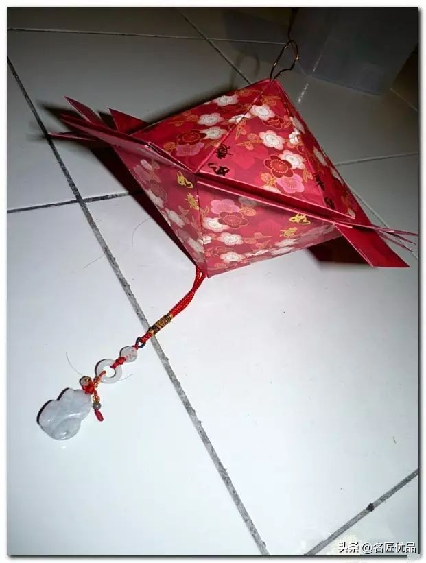 过年灯笼手工制作挂门边,灯笼手工制作春节小灯笼