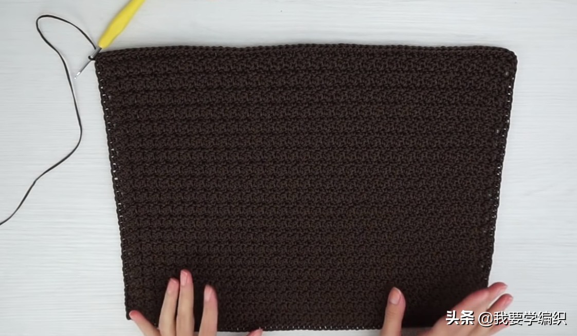 朋友说它比买的包更好看，高级感十足的环保皮草包，自己钩一个吧