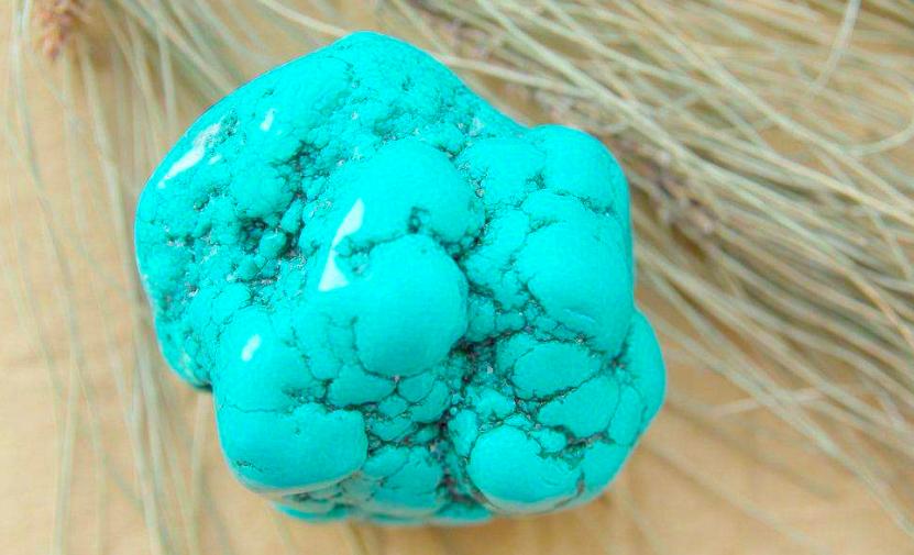 绿松石上的白斑怎么去除,绿松石如何去白霜