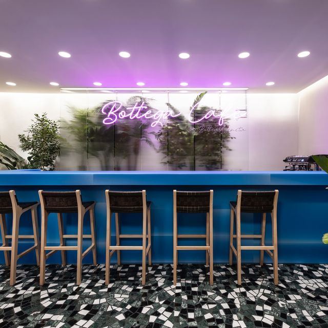 开咖啡馆的小确幸，奢侈品牌也要有