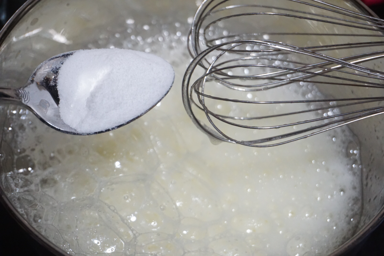 夏妈芝士古早味蛋糕做法,最简单的网红古早蛋糕不用烤箱