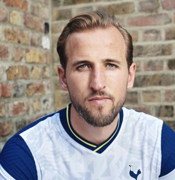 FootballTips|学习英超第一中锋凯恩机智跑位