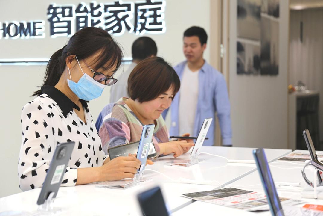 俄罗斯风情一条街必买清单,俄罗斯小镇美食街