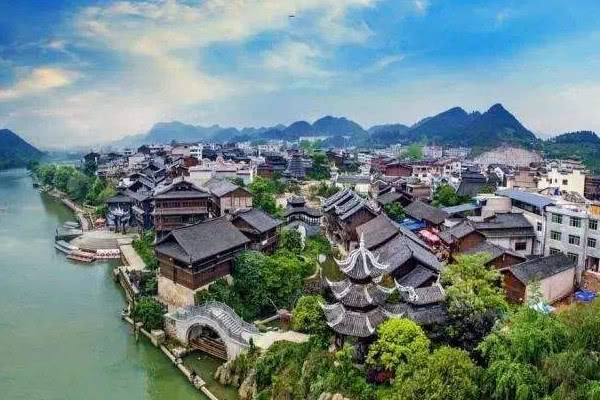 贵州施洞之旅,西江千户苗寨黄果树小七孔三日游