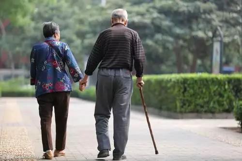 夫妻不和家必败家和才能万事兴,夫妻不和家必败不管钱多钱少