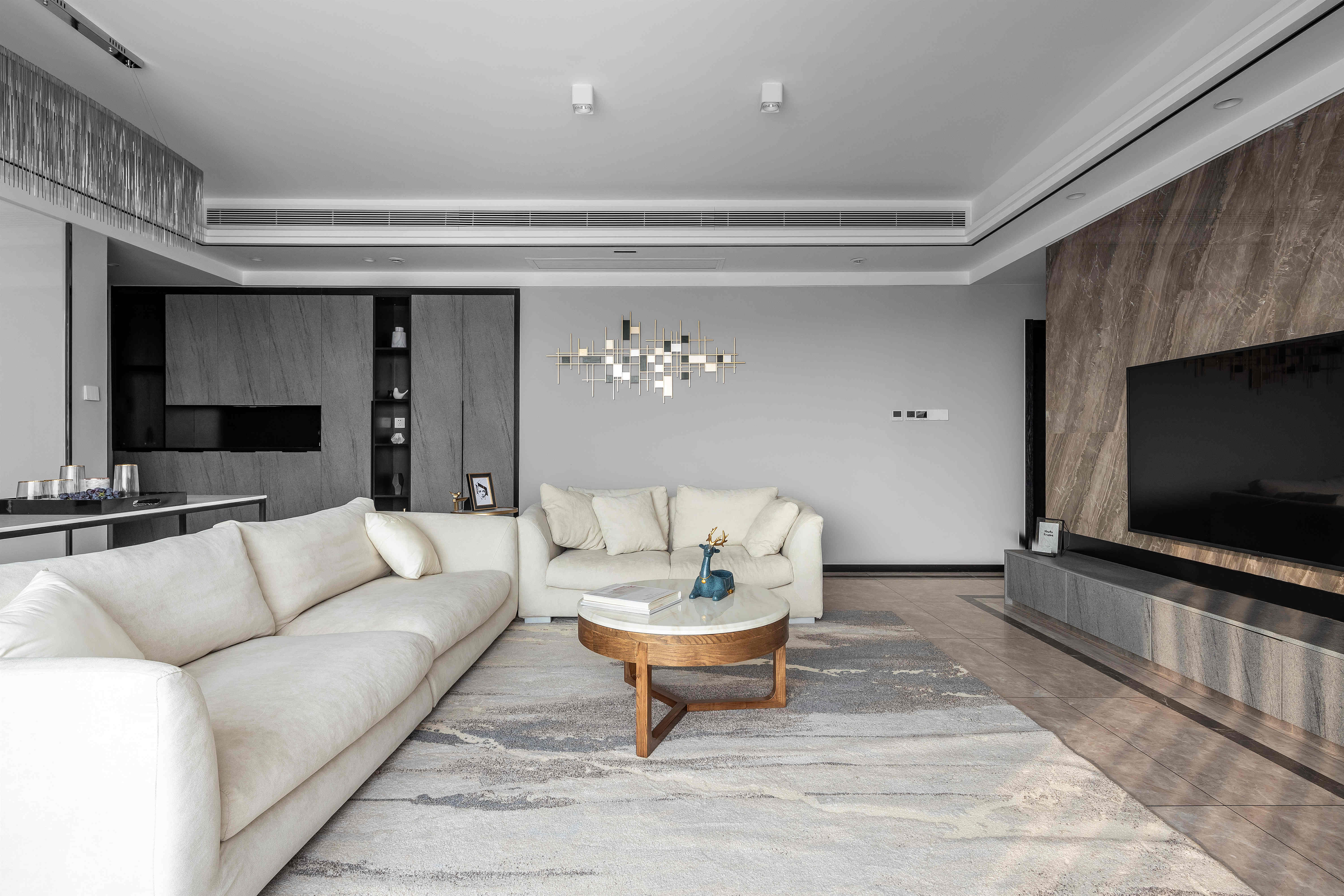 终于出现了！让我一眼爱上的品质感轻奢大house