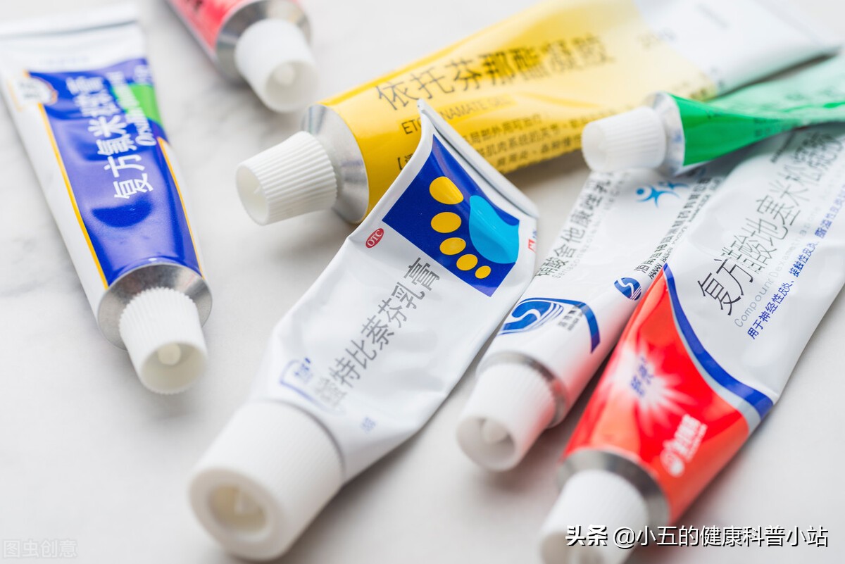 足癣瘙痒用什么药膏,脚丫溃烂水泡型足癣最怕的克星