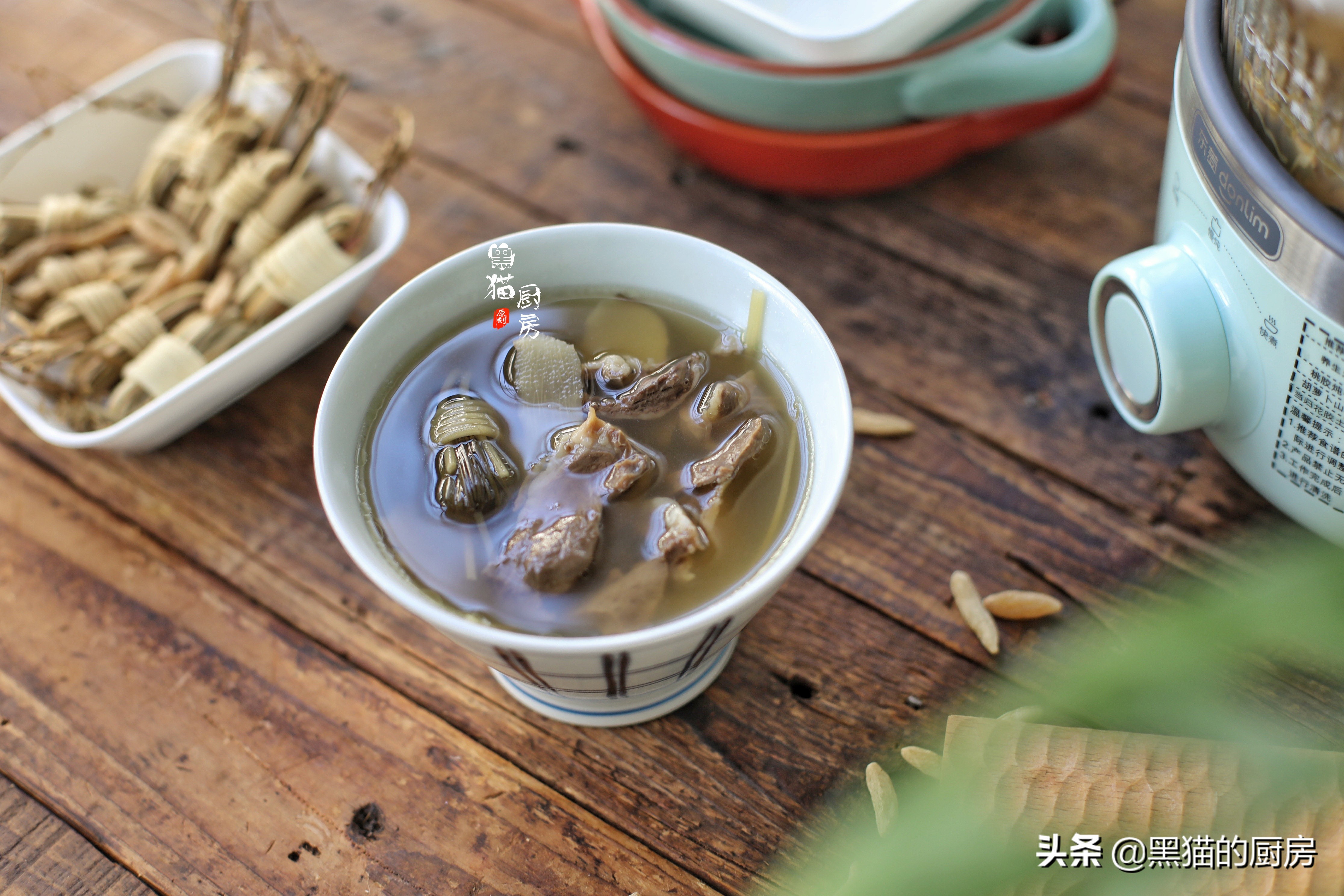 秋天煲一道清心润肺的靓汤,夏秋交替煲什么汤滋润润肺