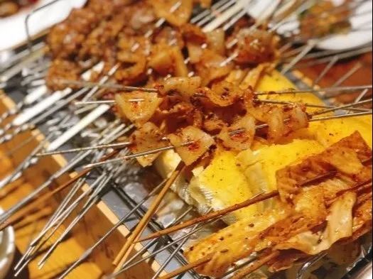 东北的烤串店,烤串店复工卖6000串