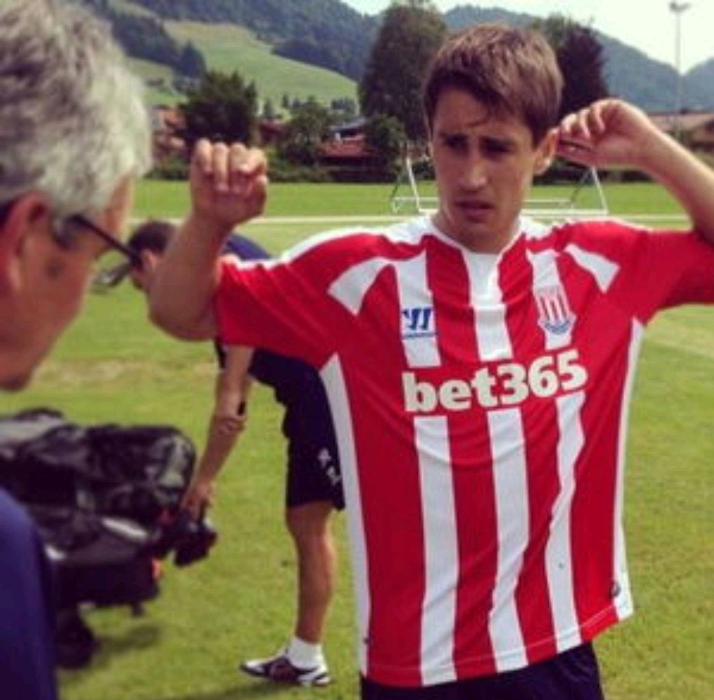 16岁妖人穆科科成人礼，889球前辈前车之鉴谨记