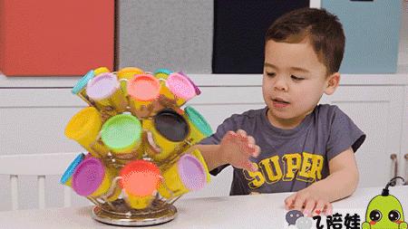 妈妈晒出家里的十二个女儿,妈妈晒出两个女儿