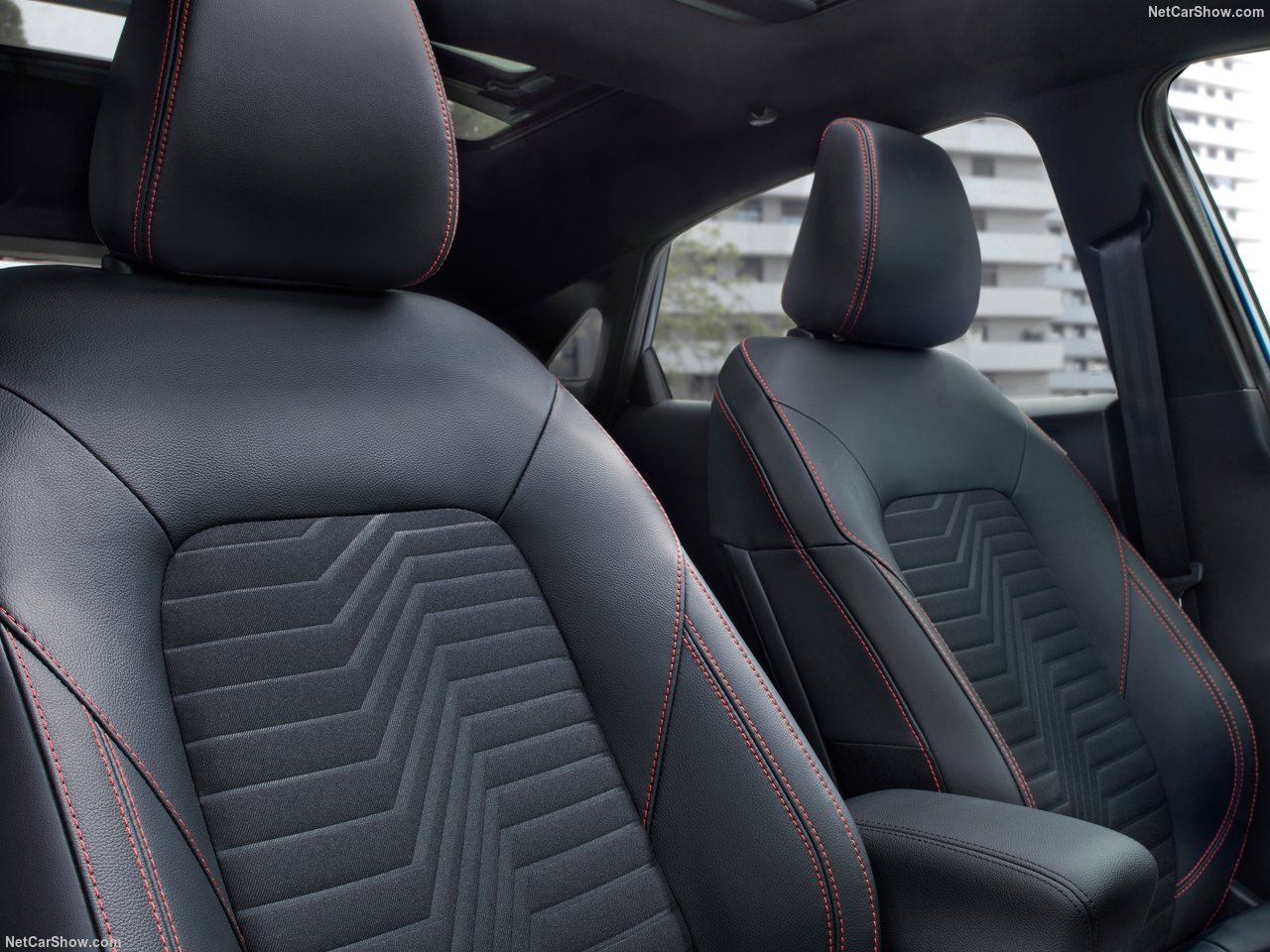 真的不是运动鞋!福特小型跨界SUVPuma官图发布