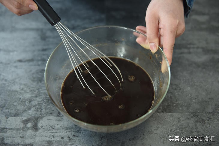 清热解毒龟苓膏的家常做法,龟苓膏做什么好吃