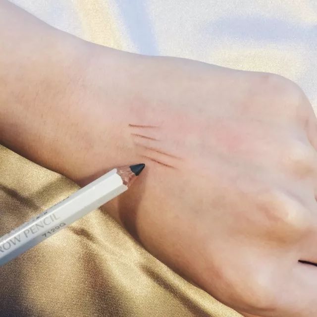 资生堂爆款单品怎么样,资生堂哪款适合25岁的女性