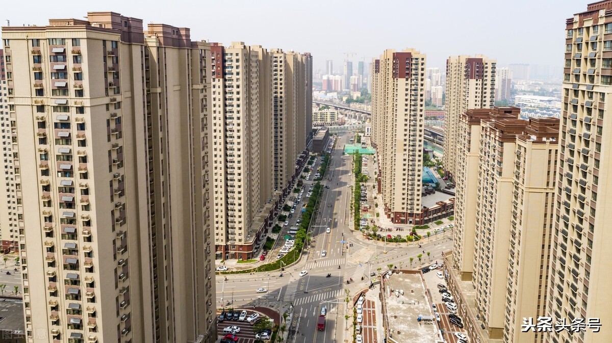 随州有一栋建筑的颜色总感觉与城市的格调很不配，你们是否有同感