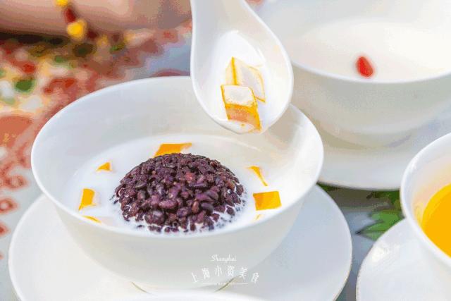 带小花园的茶楼,香港糖水甜品