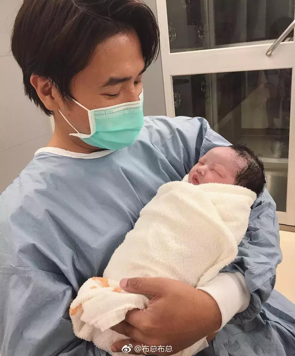 欧弟老婆产后3天就洗头洗澡，其实真的可以有！