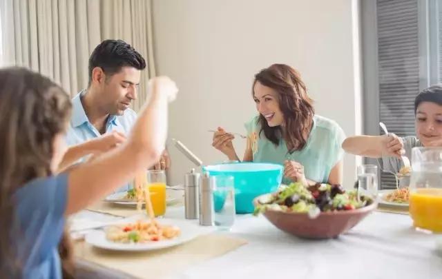 减肥期间容易饥饿怎么办,减肥期间饿的最好的解决方法