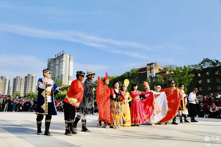 洛阳牡丹广场新疆舞视频,洛阳牡丹广场爵士舞