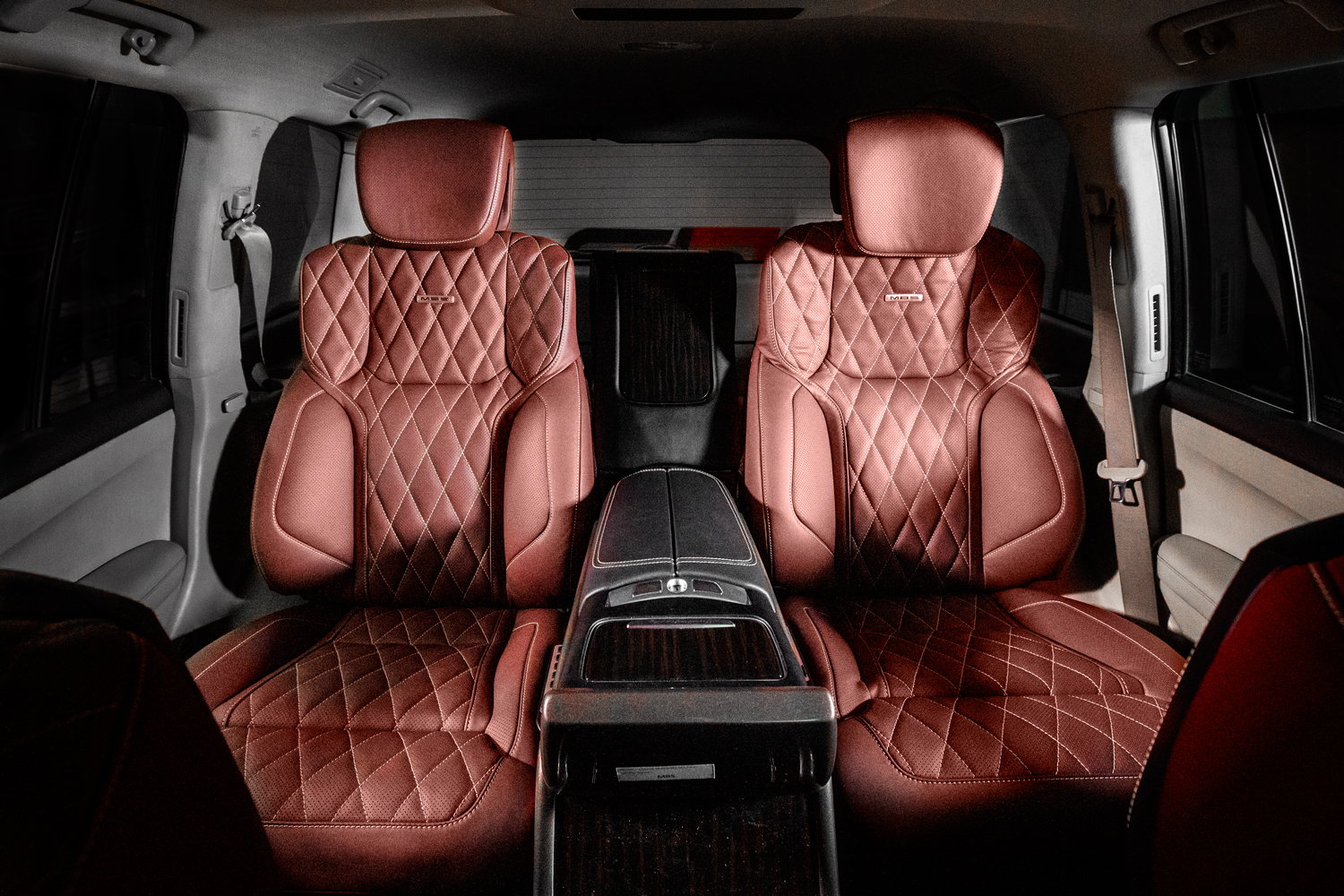 速改案例|看到iPhone11Pro，兰酷的整车速改师笑了