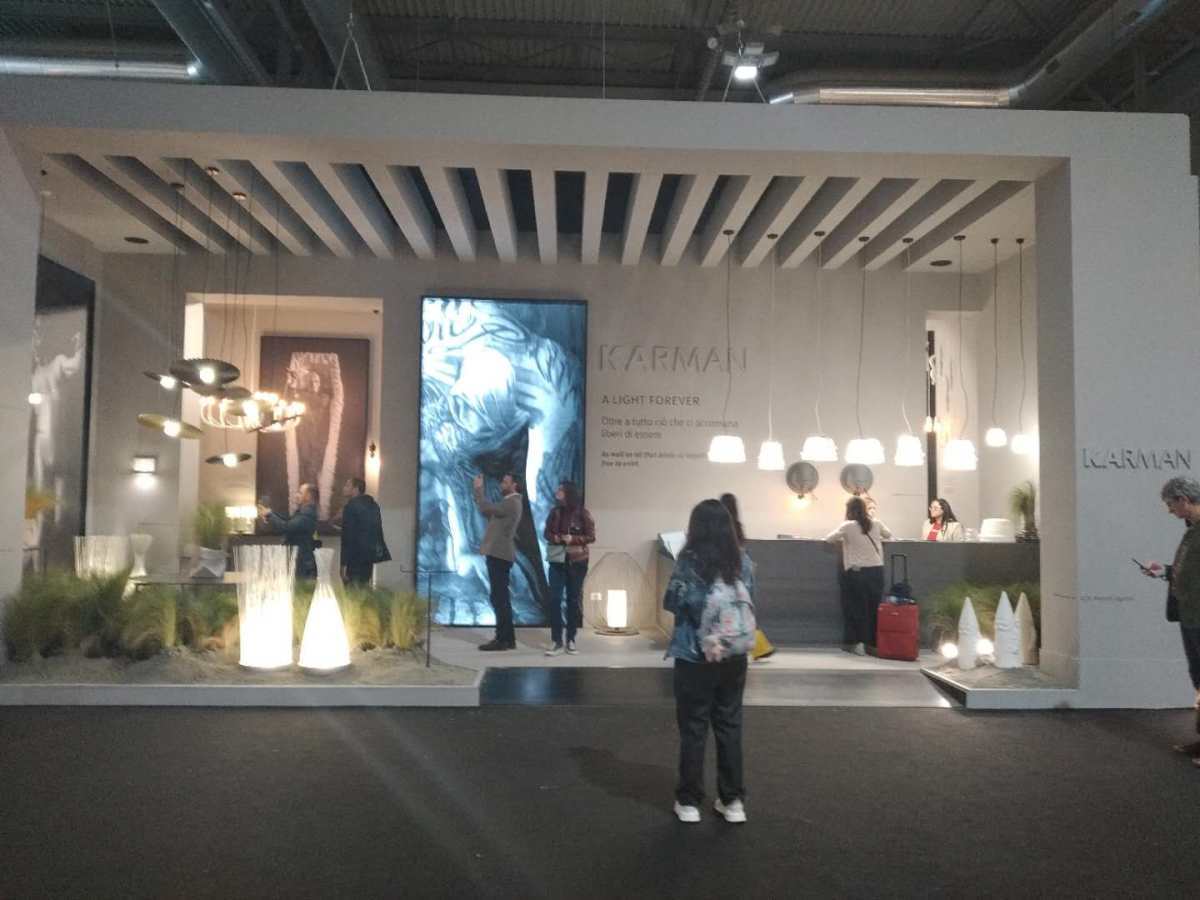 意大利家具kartell的经典产品,意大利karman灯具