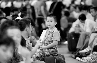 天津纪行:美丽的海河,价格令人肉痛的狗不理包子和航母