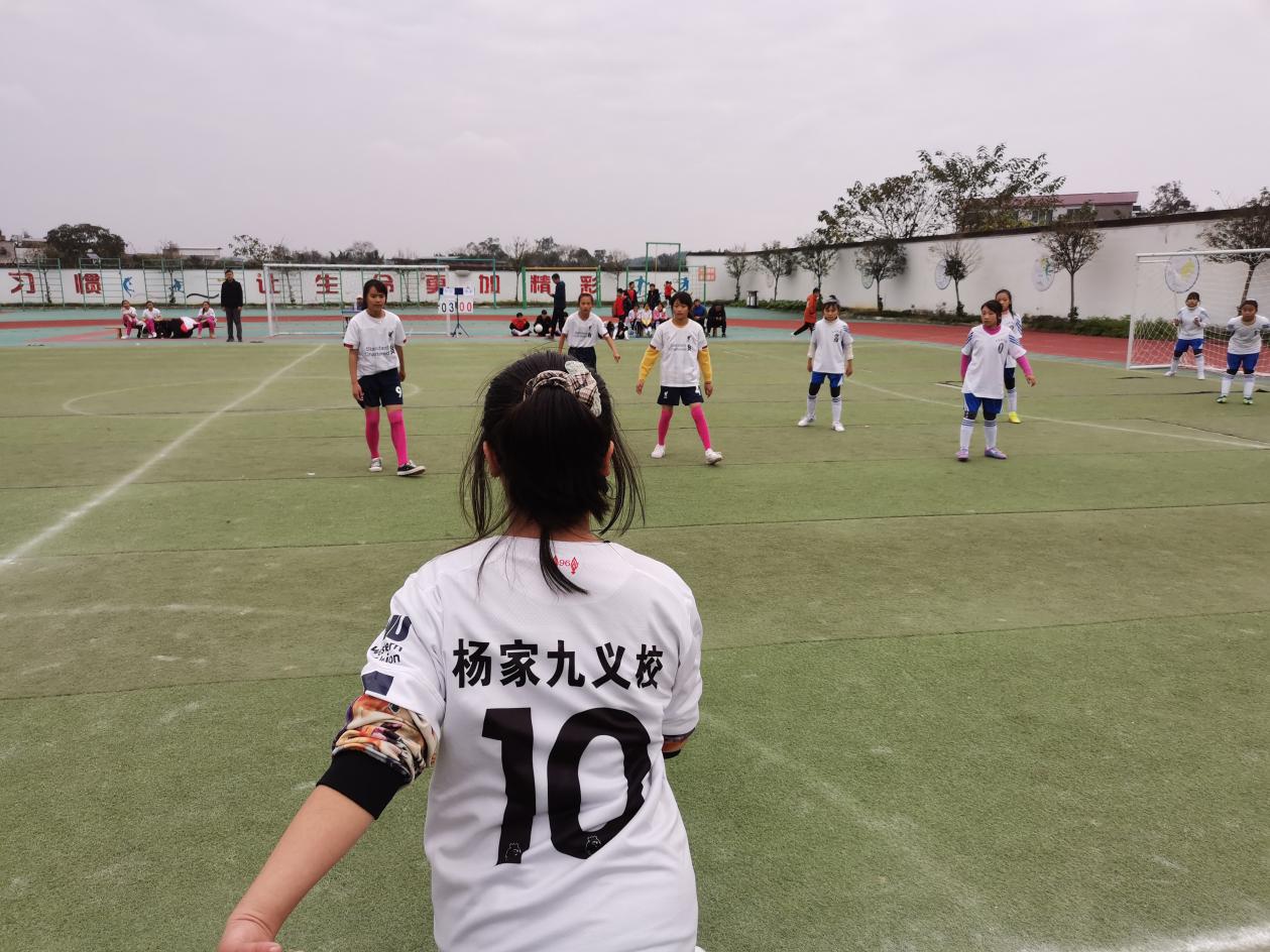 简阳市2018中小学生足球联赛,简阳市平泉小学2019足球队