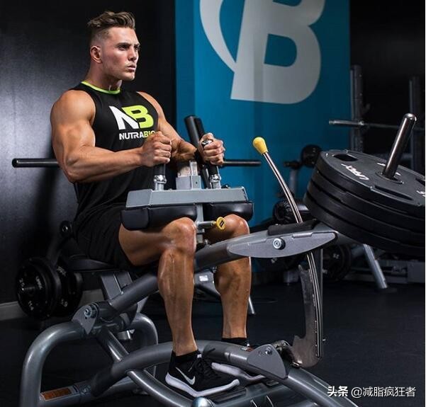 如何快速让手臂变粗,想要把手臂练粗该怎么办