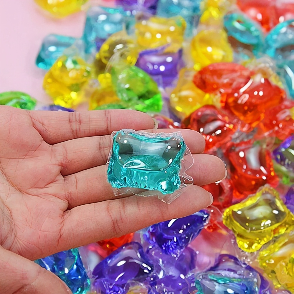 洗衣服碎纸屑怎么清除,洗衣服忘掏卫生纸小妙招