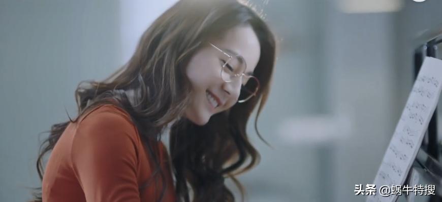 迪丽热巴广告第一视角,迪丽热巴眼镜广告