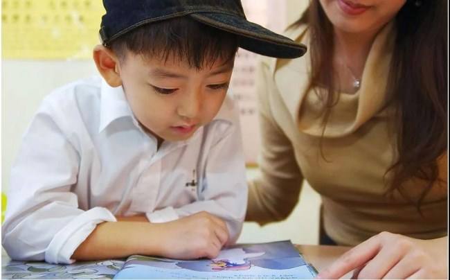 曾仕强父母折磨子女的原因,曾仕强子女和父母的关系