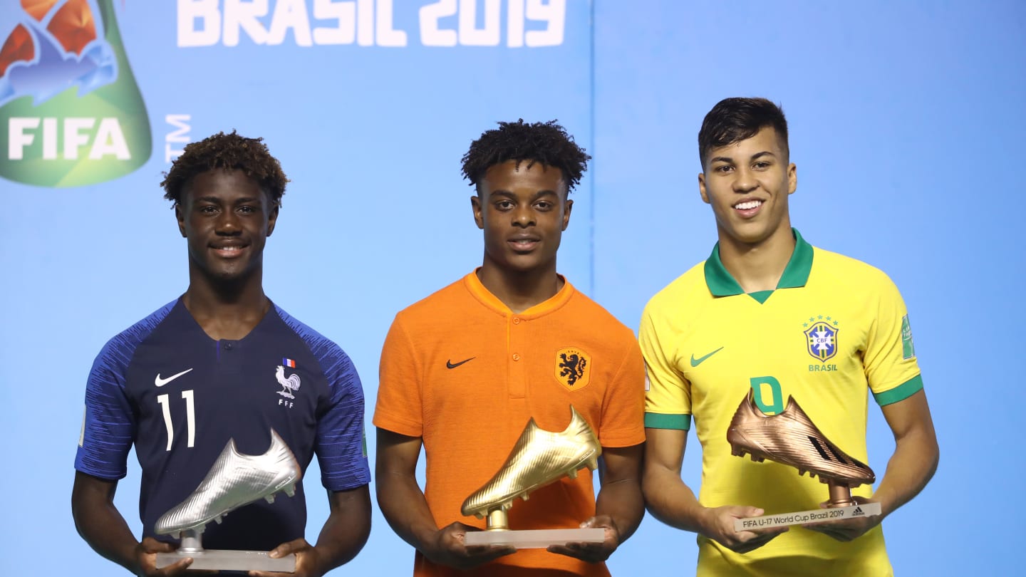 巴萨16岁的新星法蒂,巴萨17岁欧洲新星