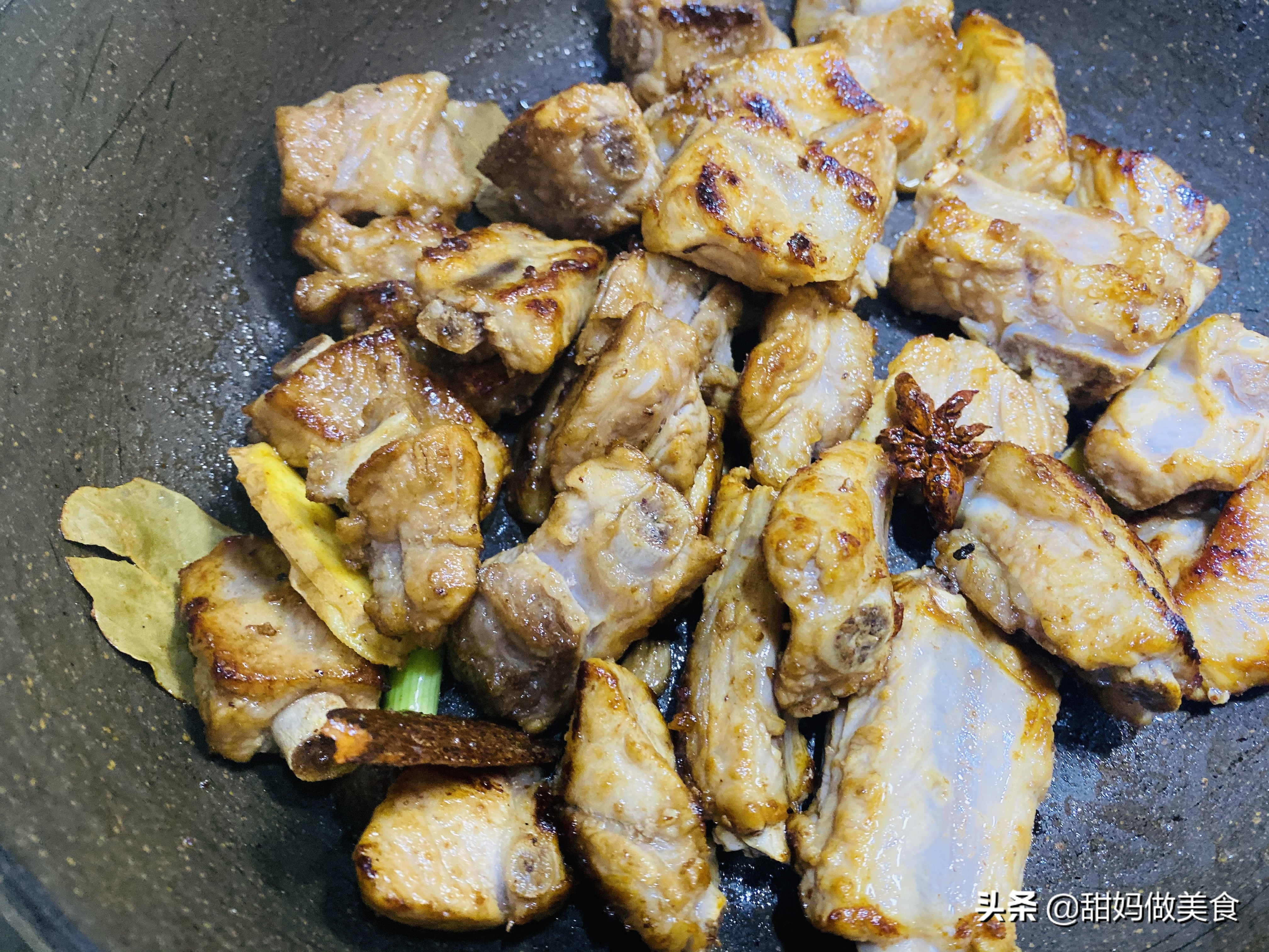 红烧排骨才能软烂入味不柴,红烧排骨软烂入味简单易学方法