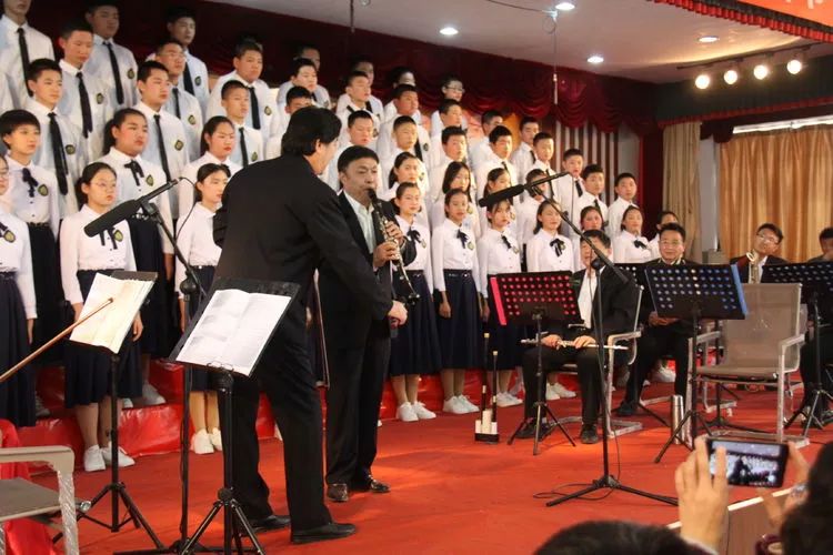 德州五中戏剧节,德州五中第十二届百灵合唱节