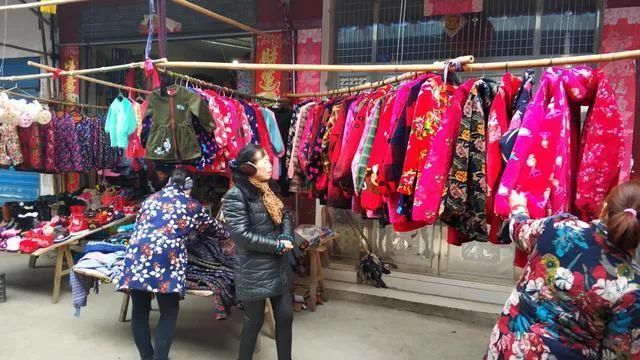 菜市场的衣服很好看吗,菜市场的衣服绝了日韩风