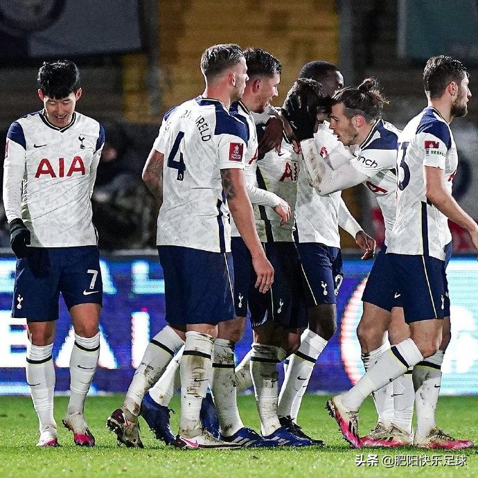 热刺新中卫穆帅,热刺穆里尼奥换人