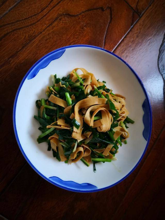 韭菜新吃法一周瘦八斤,韭菜这样吃一夜暴瘦三斤