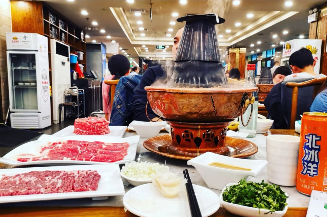 老北京涮羊肉火锅怎么正确吃,老北京涮羊肉vs潮汕牛肉火锅