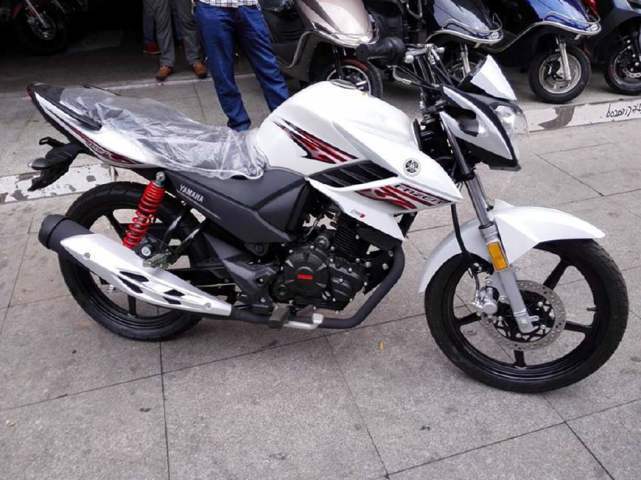 新款雅马哈飞致YS250和升仕幽灵级版ZT250-S这两款摩托车怎么样